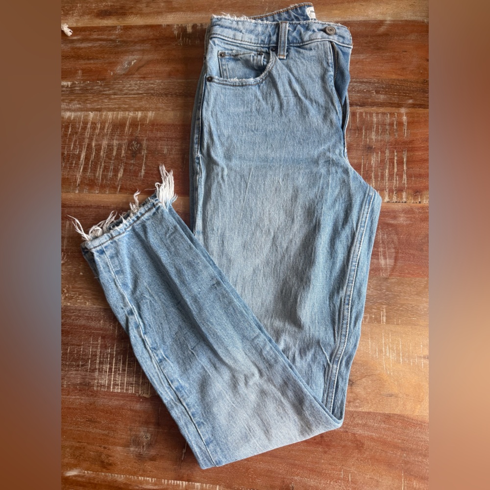 Abercrombie & Fitch Curve Love High Rise Blue Jeans